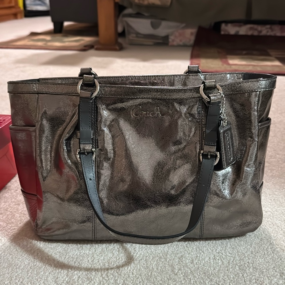 Metallic coach double handle purse